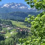 Bischofsmütze - Direkt An Der Skipiste Im Skigebiet Dachstein West Chalet