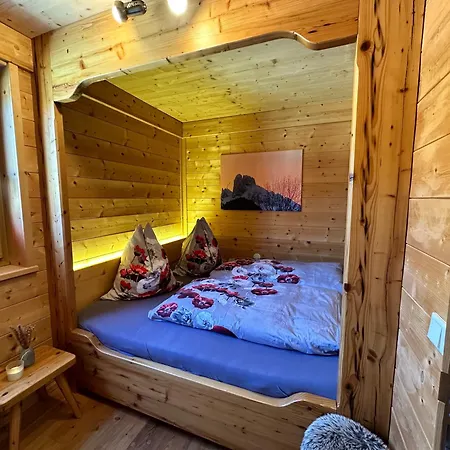 Bischofsmuetze - Direkt An Der Skipiste Im Skigebiet Dachstein West シャレー アンベルク・イム・ランマータール
