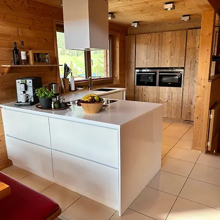 Bischofsmuetze - Direkt An Der Skipiste Im Skigebiet Dachstein West