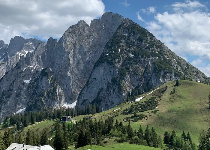 Bischofsmuetze - Direkt An Der Skipiste Im Skigebiet Dachstein West Dağ evi