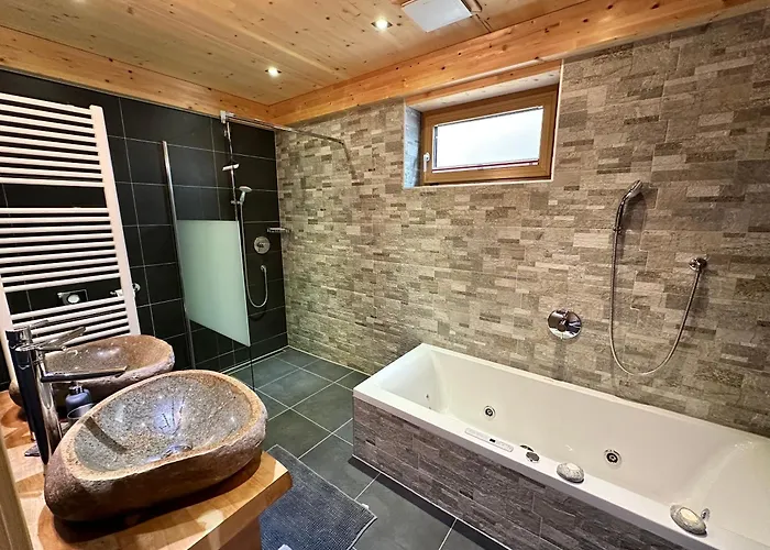 Bischofsmuetze - Direkt An Der Skipiste Im Skigebiet Dachstein West *